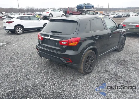 2019 Mitsubishi Outlander Sport 2.0 Le z USA, uszkodzony, nr VIN JA4AP3AU3KU023653
